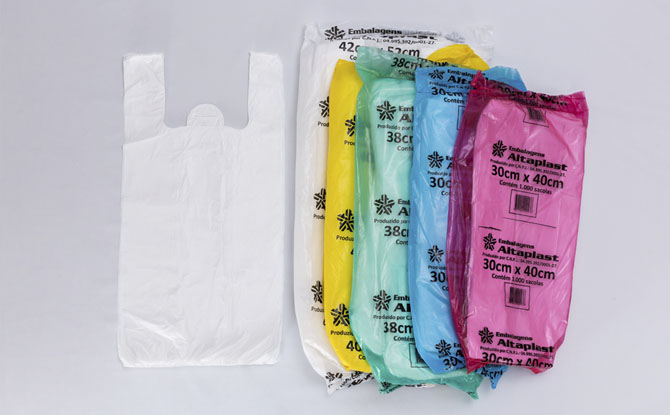 SACOLAS PLÁSTICAS LISAS: sacolas plásticas lisas